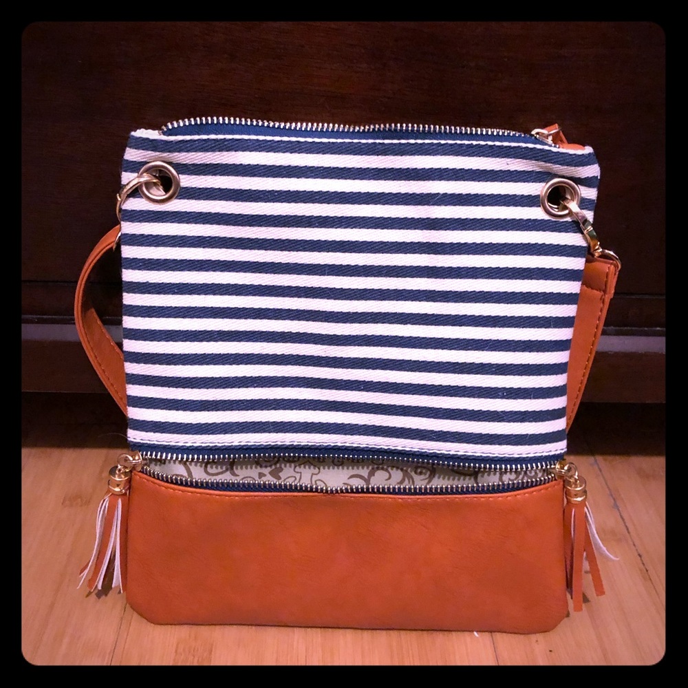Crossbody purse